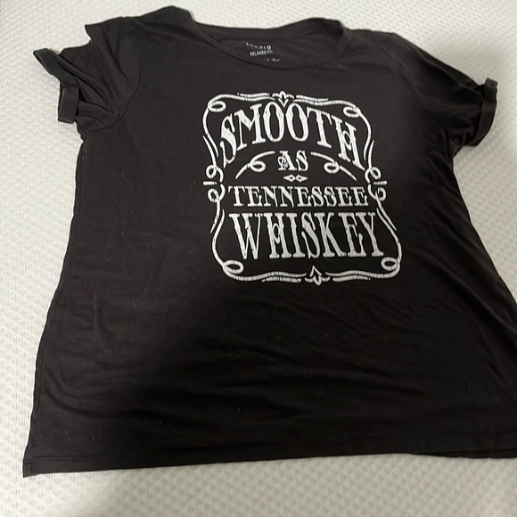 Black slub knot smooth as Tennessee Whiskey tee - Picture 3 of 5